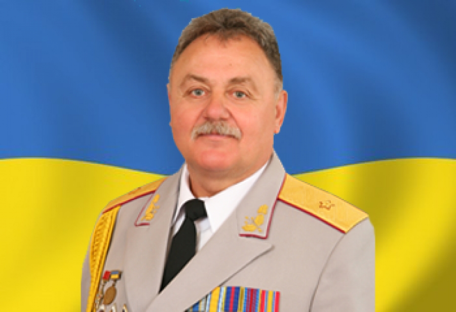 Қазақ әйелдерінің купальниктегі эротикалық суреттері Қызды жазалап, ұрған